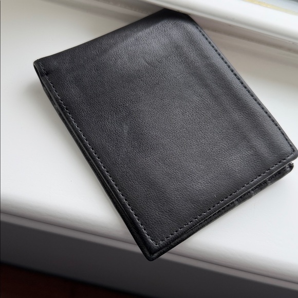 Etro Black and Red Leather Wallet - Picture 7 of 7